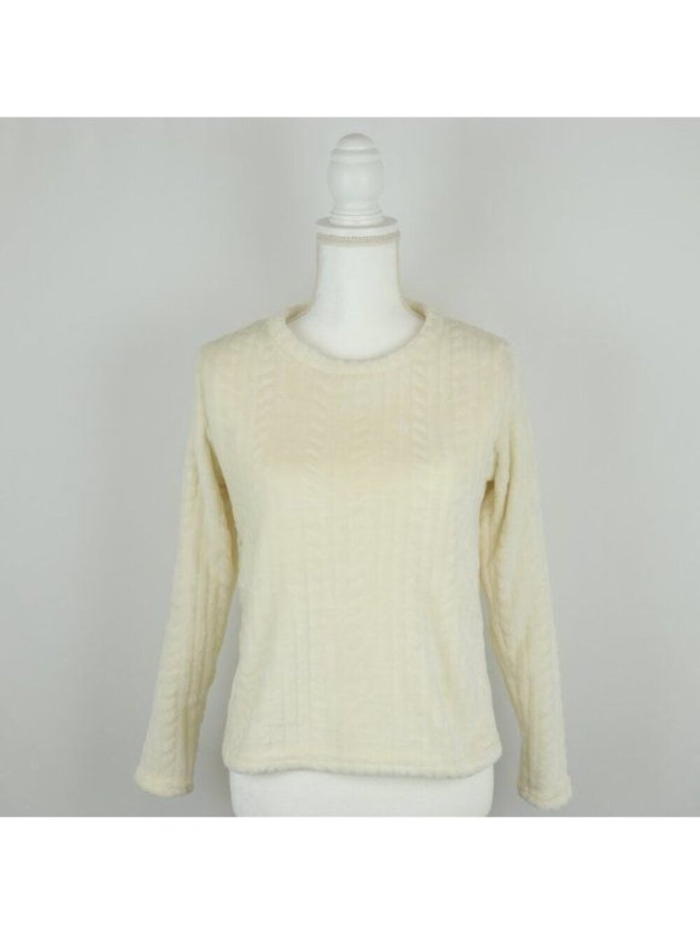 Natura Women's XXS Cream Patterned Fleece Crewneck Long Sleeve Sweater